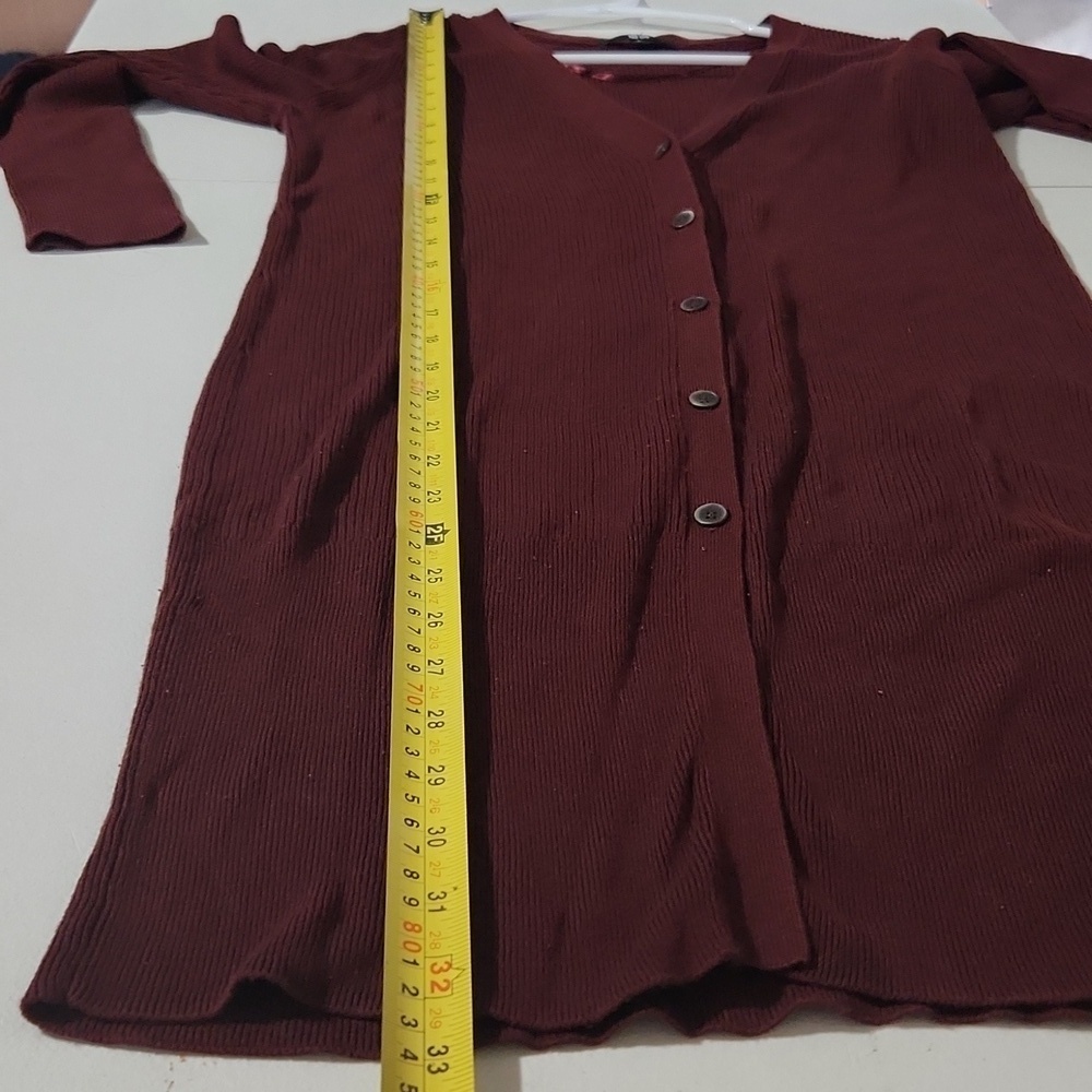 Uniqlo Cardigan Womens Size S Lomv Button Sweater Maroon - Picture 4 of 7